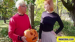 Pumpkin Crushed Cum Slave, Dollys Vengeful Gangbang For 12 Min – Dolly Dyson, Brad Knight And Porno Dan